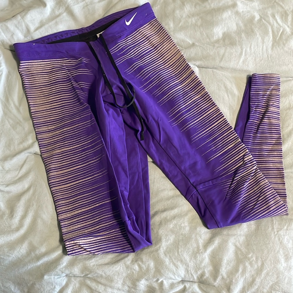 Nike Dri- Fit flash Leggings